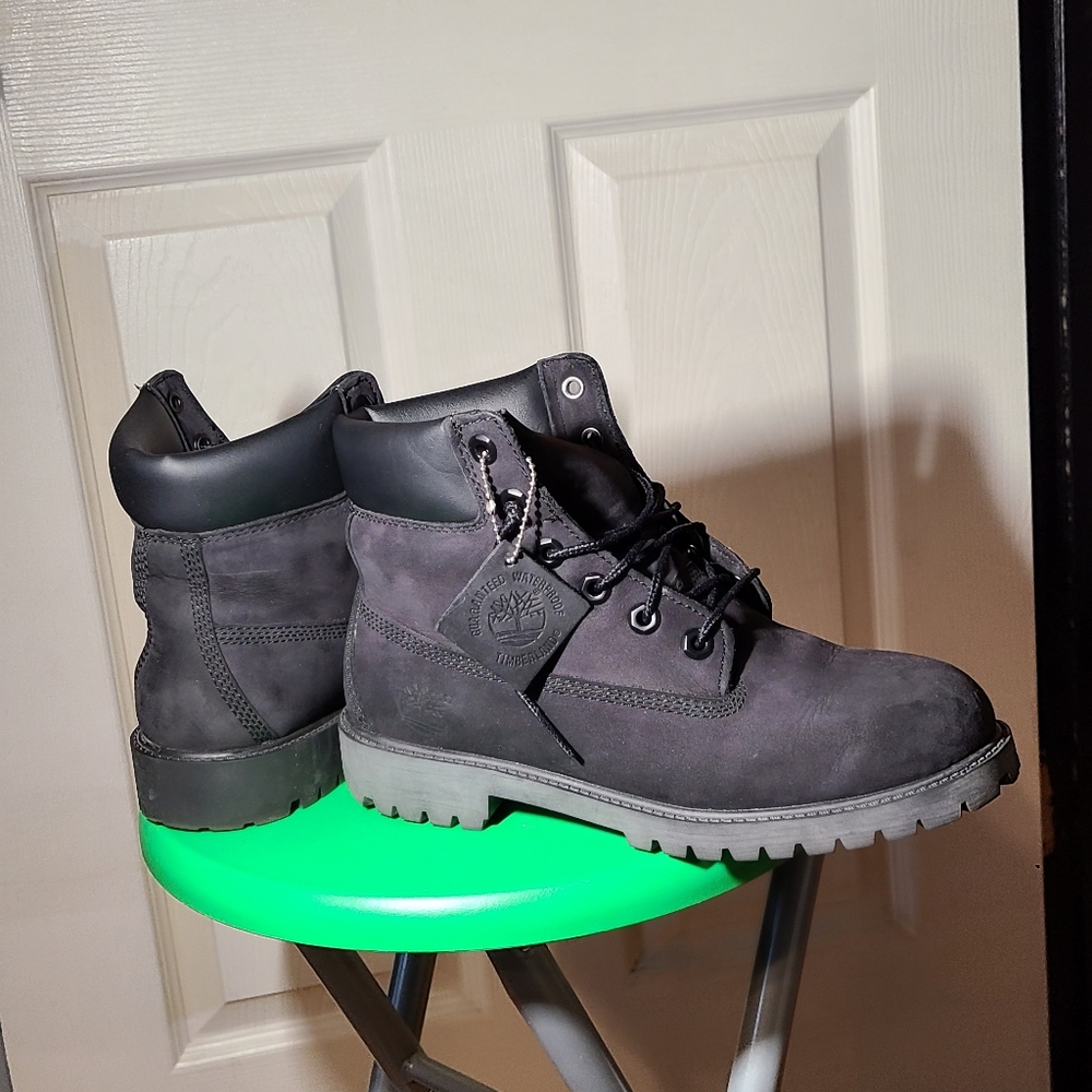 Timberland boots black size 6 Medium juniors